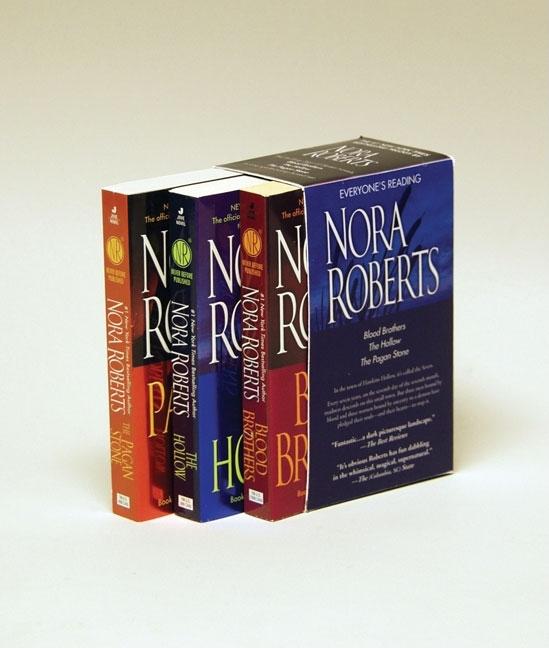 Nora Roberts Sign of Seven Trilogy Box Set -- Nora Roberts, Boxed Set
