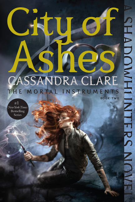 City of Ashes -- Cassandra Clare, Paperback
