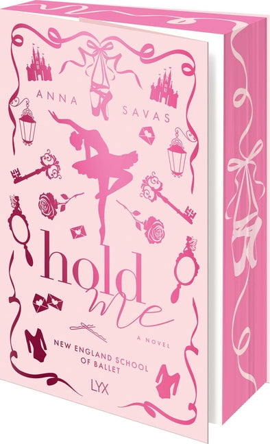 Hold Me -- Anna Savas, Paperback