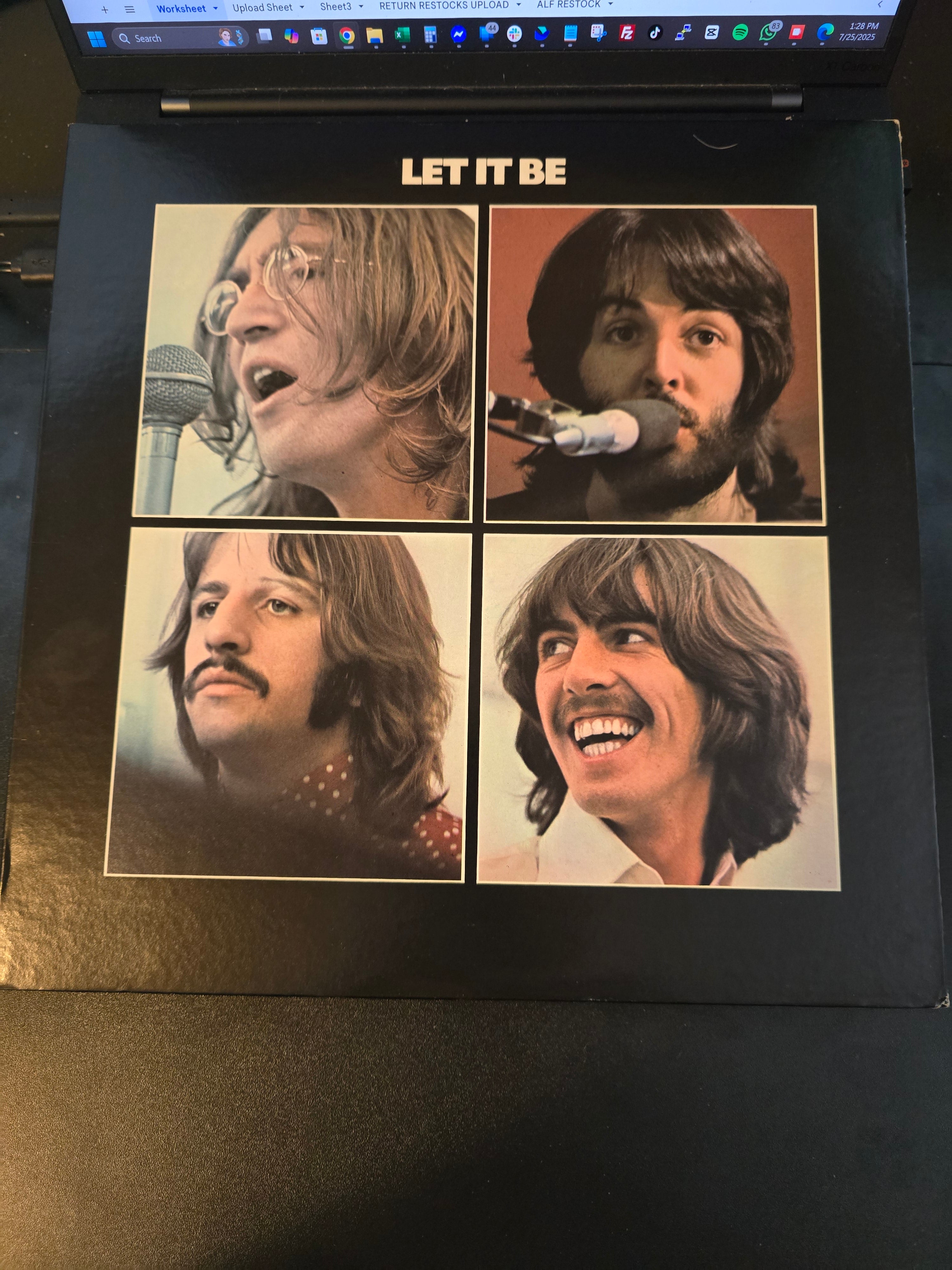 Beatles - Let it Be - AR 34001 - Very nice and clean vinyl