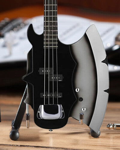 Axe Hvn 2Mk015006 Gene Simmons Kiss Axe Bass Gtr R, Axe Hvn 2Mk015006 Gene Simmons Kiss Axe Bass Gtr R, Collectibles