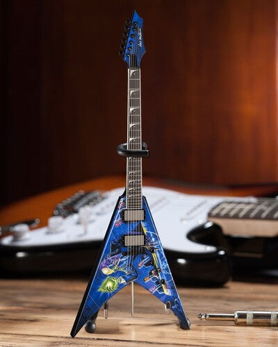 Axe Hvn 2Mm015006 Dave Mustaine Megadeth Rust In P, Axe Hvn 2Mm015006 Dave Mustaine Megadeth Rust In P, Collectibles