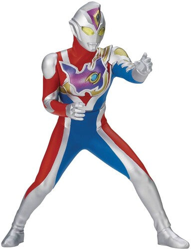 Ultraman Decker Hero's Brave Statue Figure Ultrama, Banpresto, Collectibles