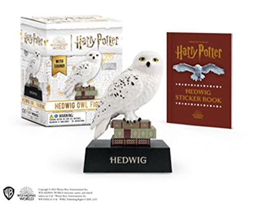 Harry Potter: Hedwig Owl Figurine: With Sound! [With Battery] -- Warner Bros Consumer Products Inc, Paperback