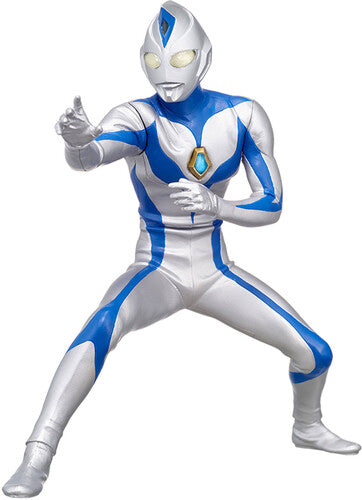Ultraman Dyna Hero's Brave Statue Figure Ultraman