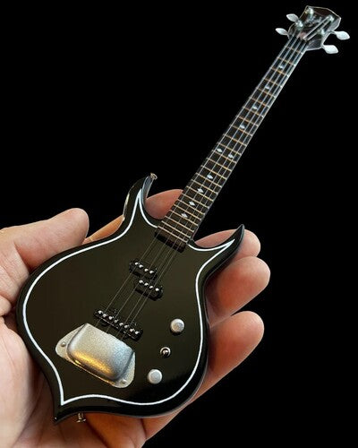 Axe Hvn Gs333 Gene Simmons Kiss Signature Punisher