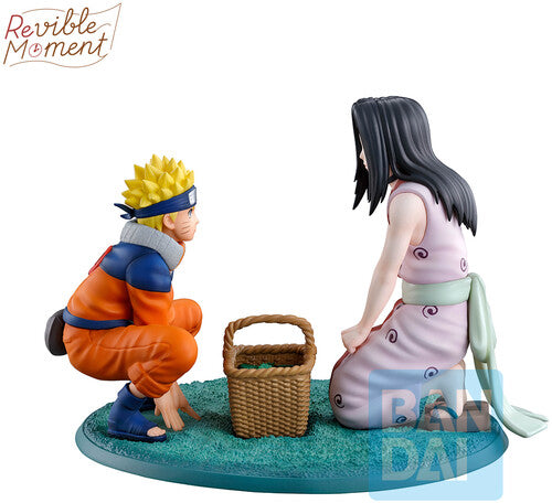 Aku (The Land Of The Waves) Revible Moment Figure