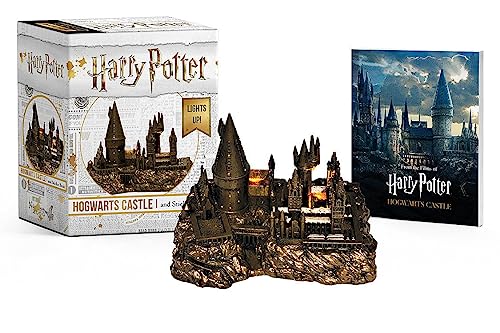 Harry Potter Hogwarts Castle and Sticker Book: Lights Up! [With Battery] -- Running Press, Paperback