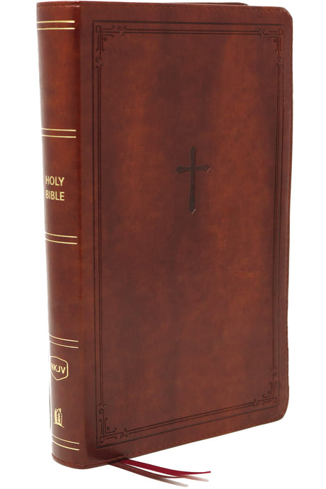 Nkjv, Reference Bible, Personal Size Large Print, Leathersoft, Brown, Red Letter Edition, Comfort Print: Holy Bible, New King James Version -- Thomas Nelson, Bible